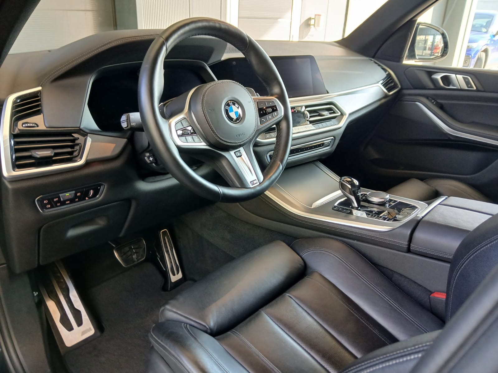BMW X5 30d xDrive SAG-image-5