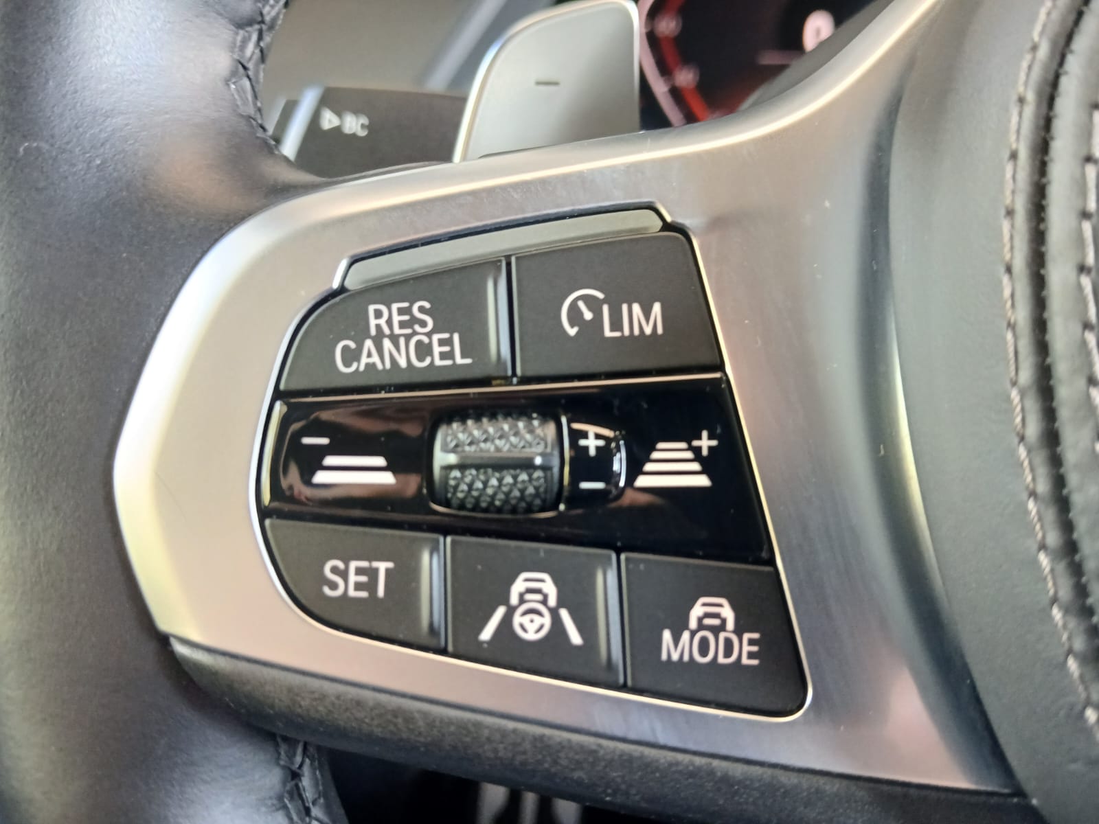 BMW X5 30d xDrive SAG-image-8