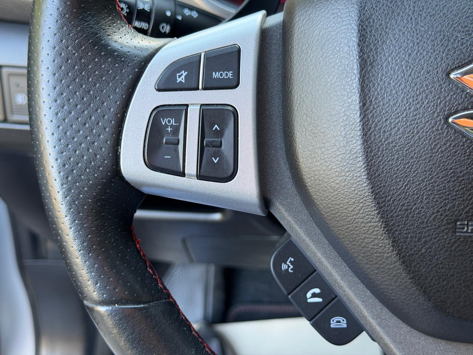 SUZUKI Vitara 1.4 T Piz Sulai Top 4x4-image-17