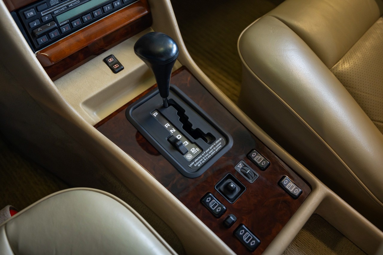 MERCEDES-BENZ 420 SEC Automatic-image-26