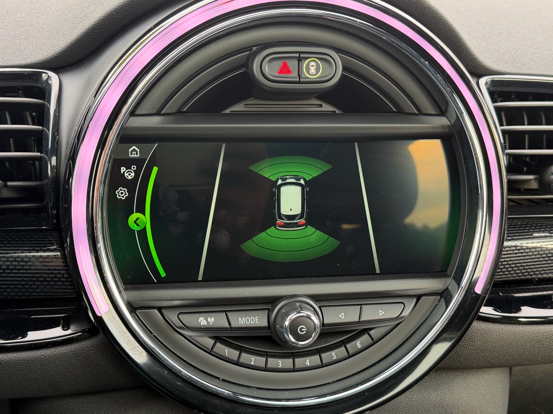 MINI Clubman Cooper S ALL4 Steptronic-image-18