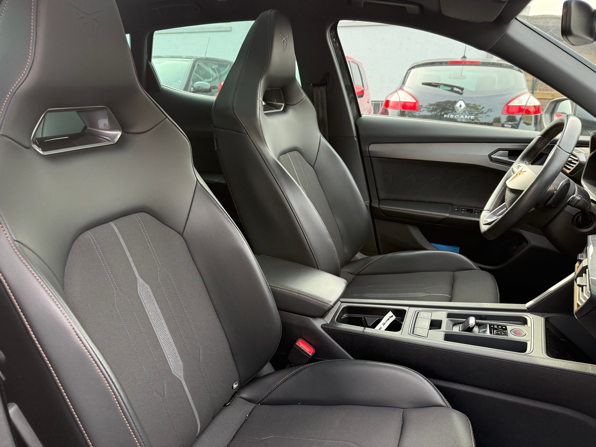 CUPRA Formentor 2.0TSI VZ DSG-image-10