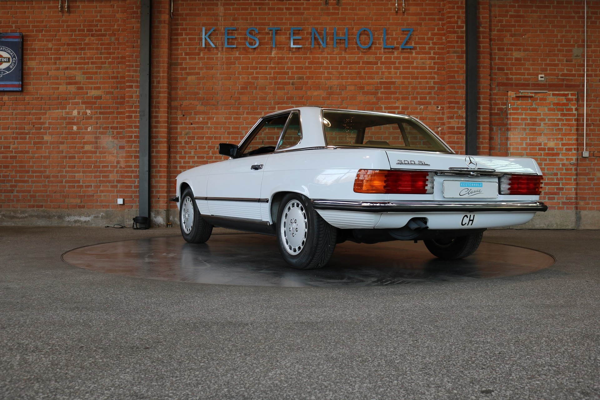MERCEDES-BENZ 300 SL Automatic-image-2