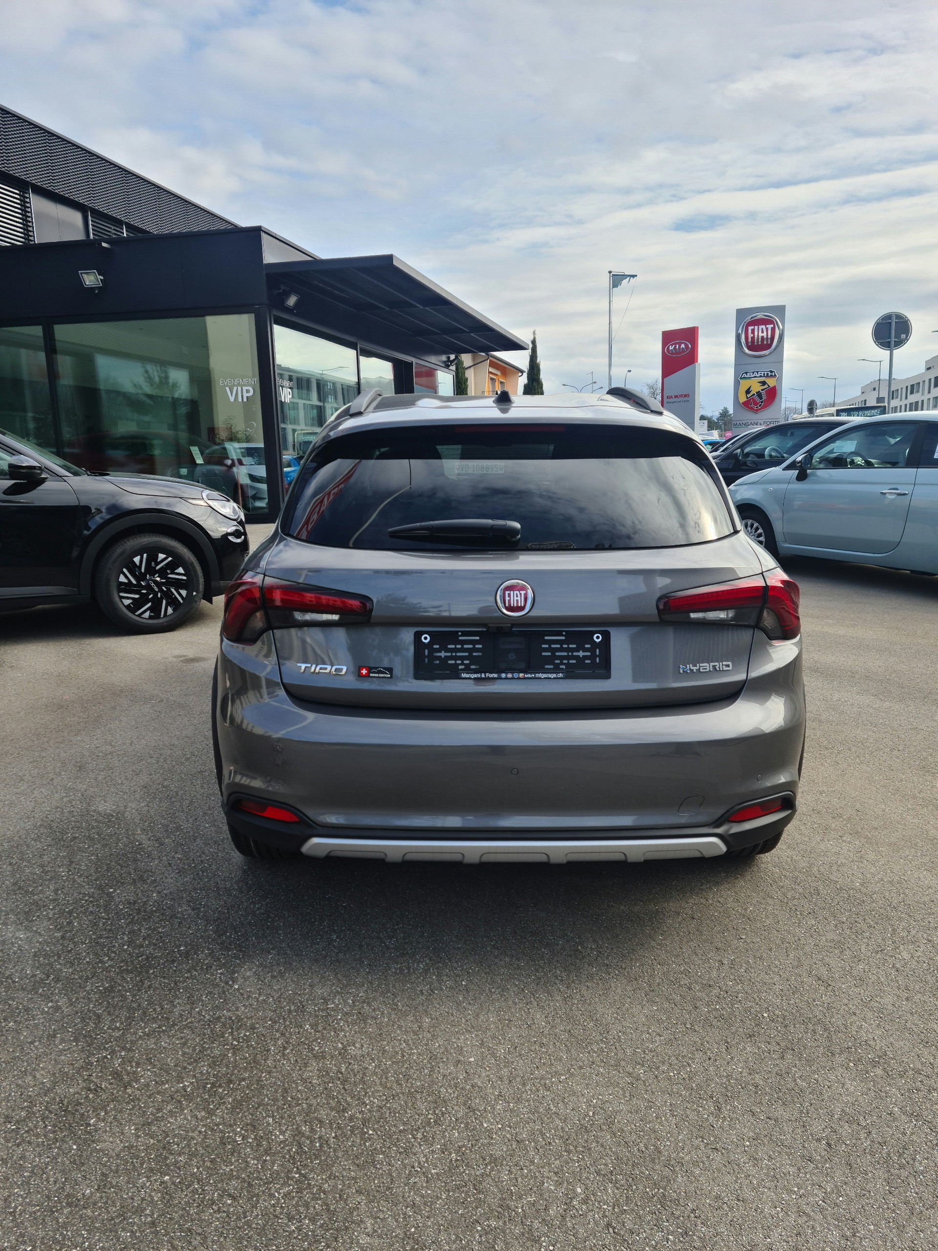 FIAT Tipo Hybrid 1.5 Swiss Edition Cross-image-4