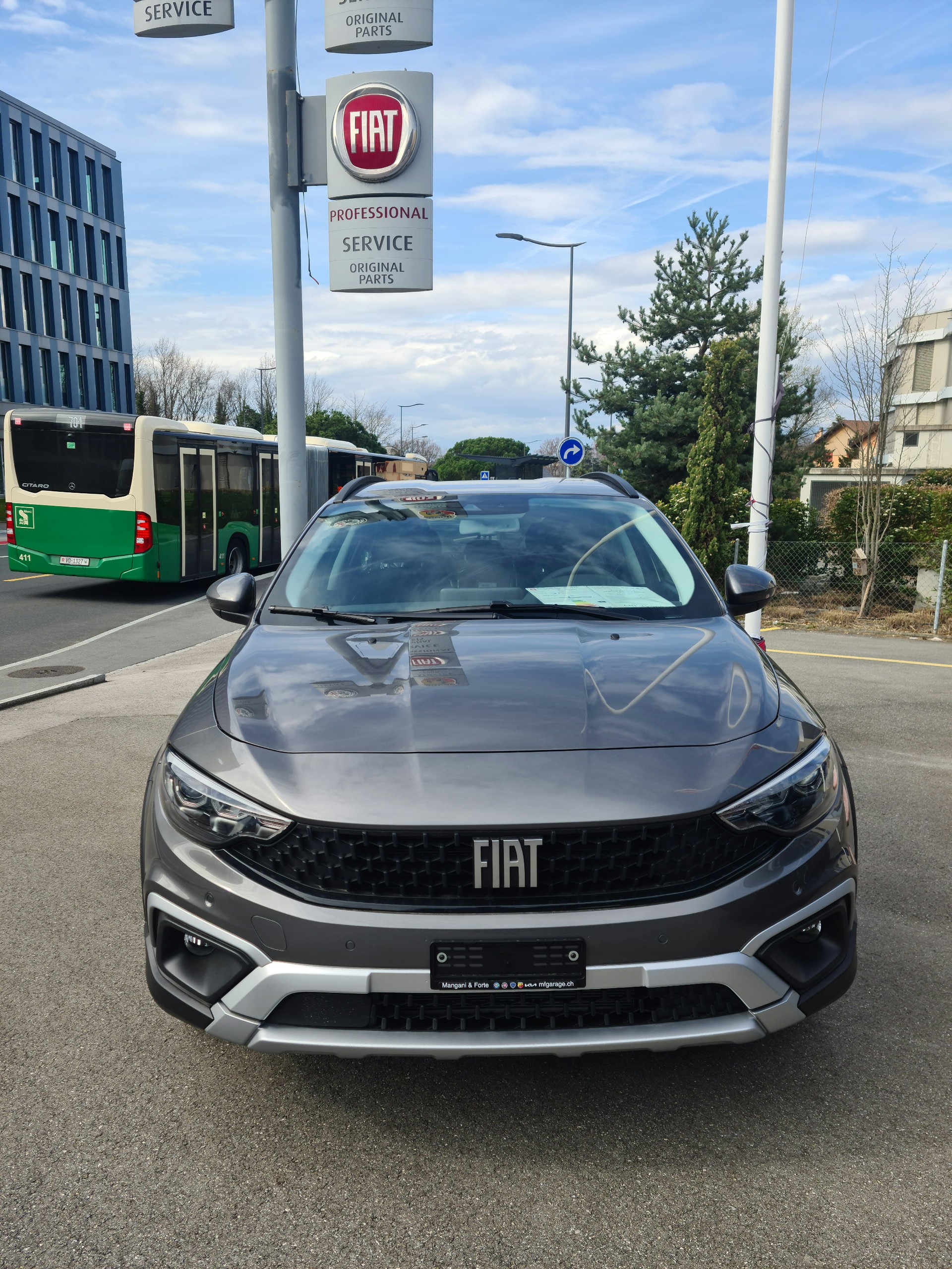 FIAT Tipo Hybrid 1.5 Swiss Edition Cross-image-5