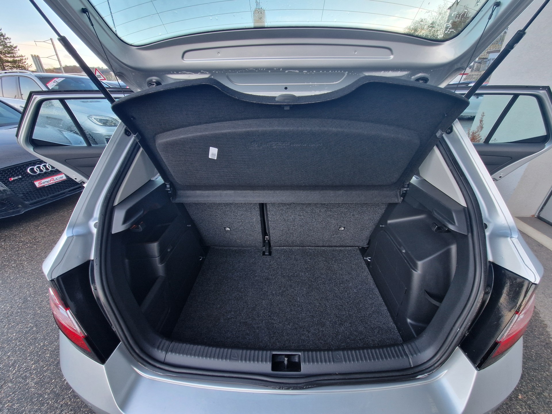 SKODA Fabia 1.2 TSI Ambition-image-11