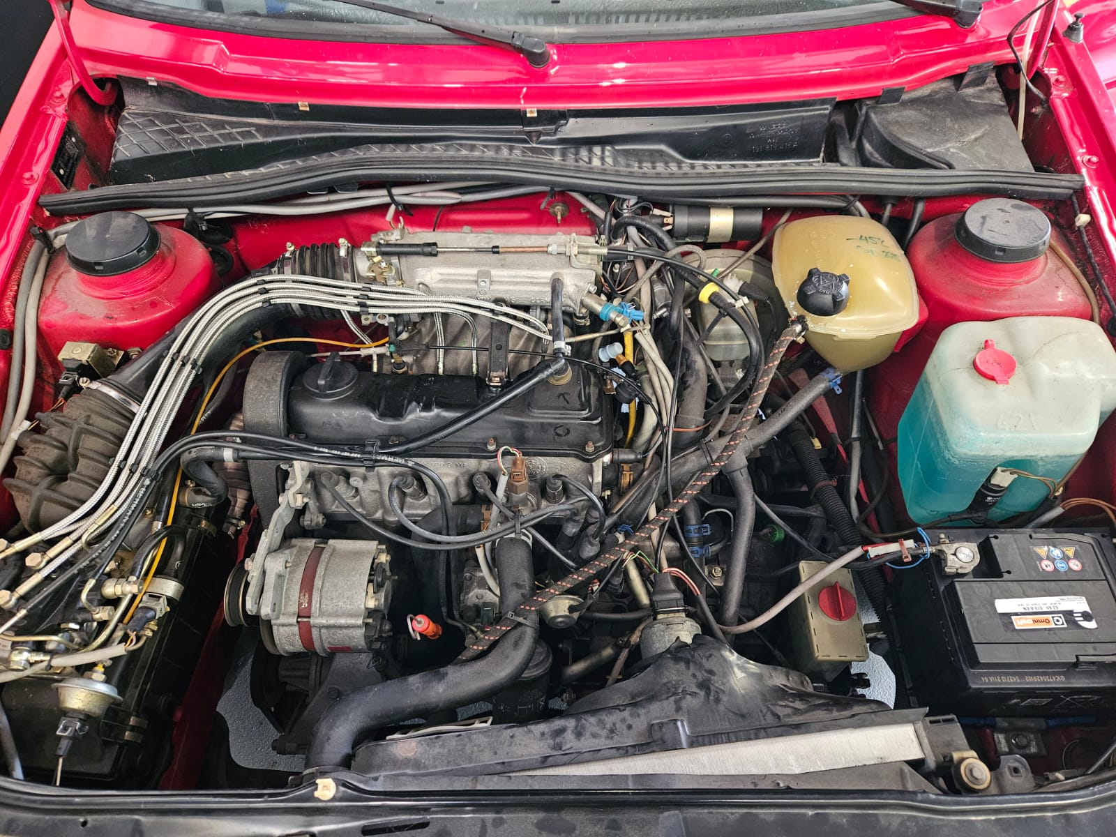 VW Golf 1800 CL Flash-image-13