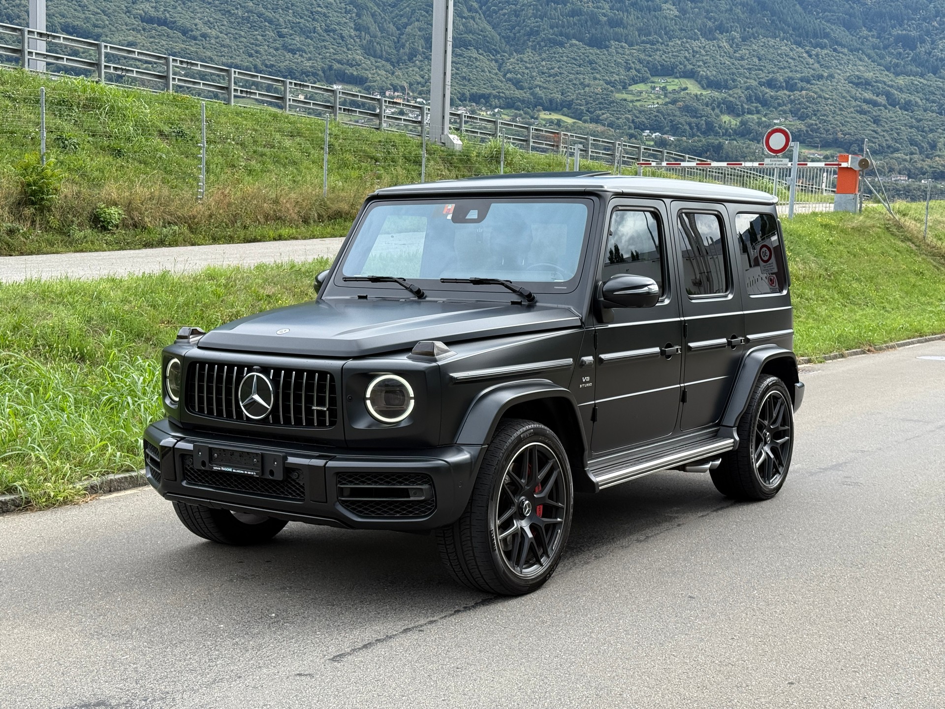 MERCEDES-BENZ G 63 AMG Speedshift Plus G-Tronic | CH Auto inkl Garantie | Original Matt Black |