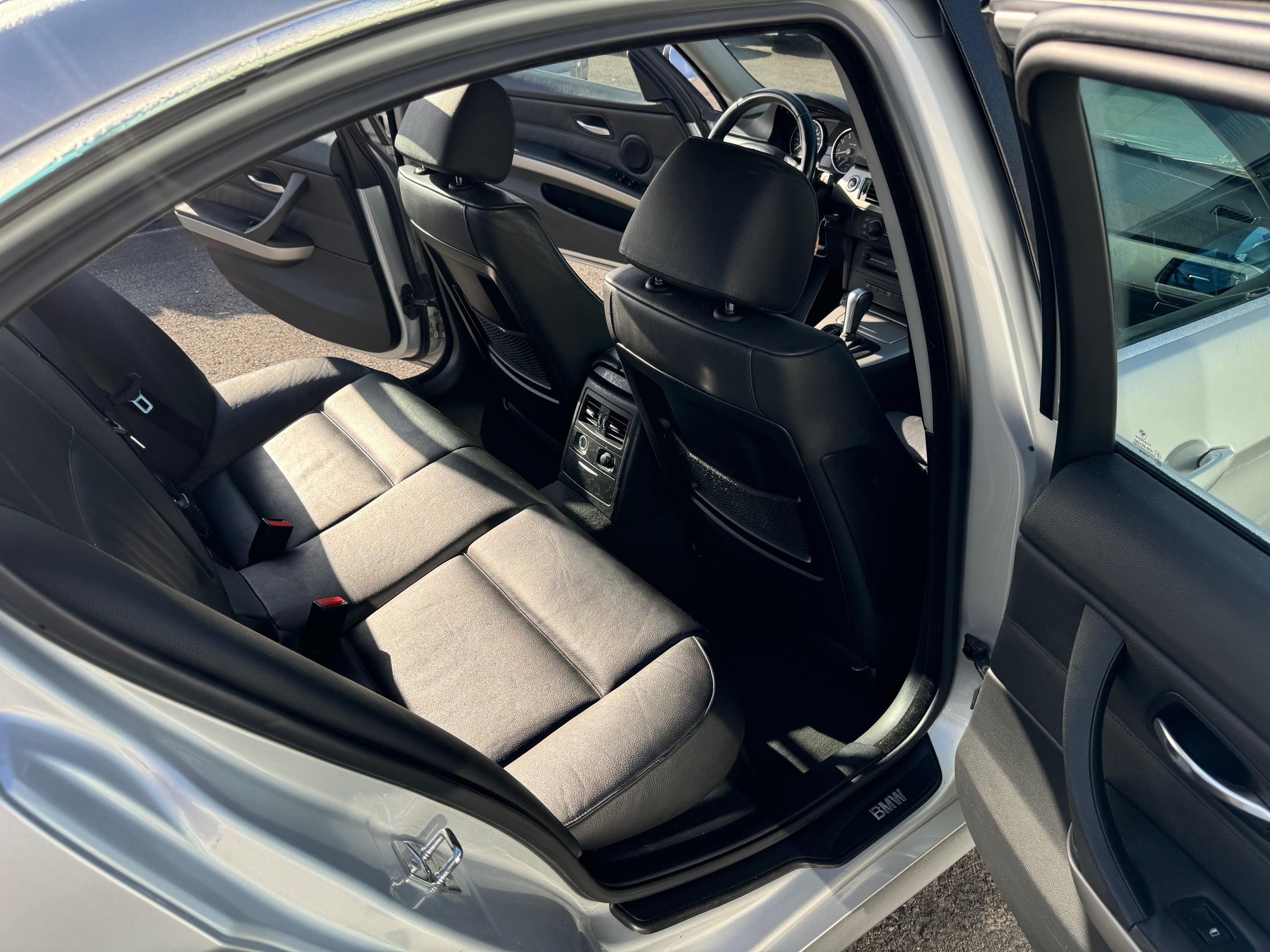 BMW 325i x-drive Steptronic-image-11
