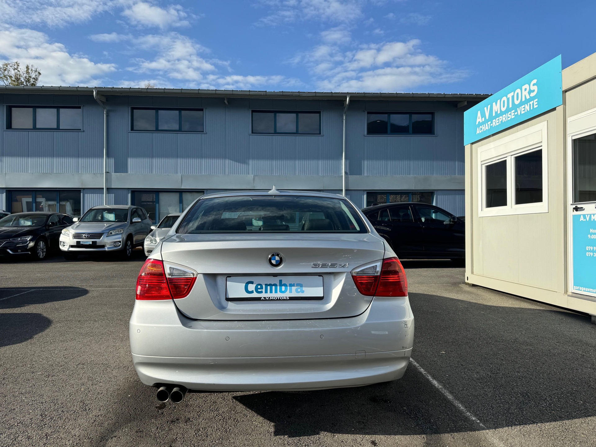 BMW 325i x-drive Steptronic-image-5