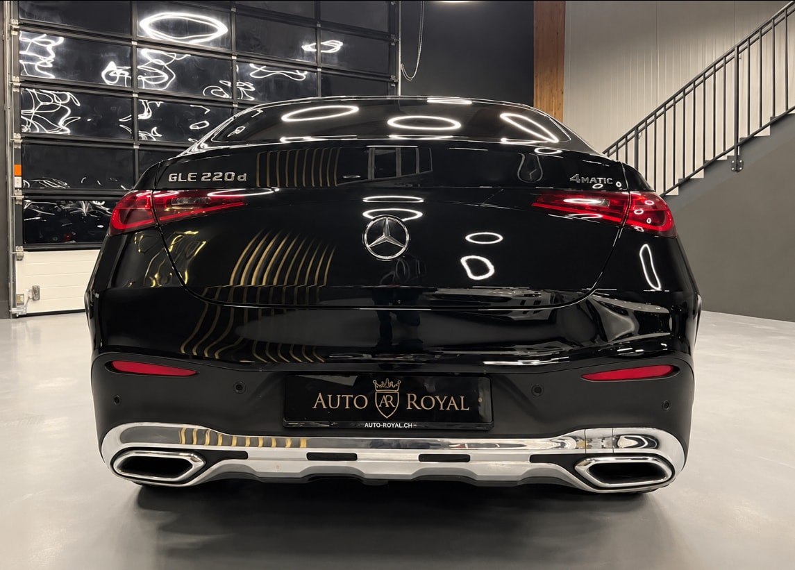 MERCEDES-BENZ GLC Coupé 220 d AMG Line 4Matic 9G-Tronic-image-5