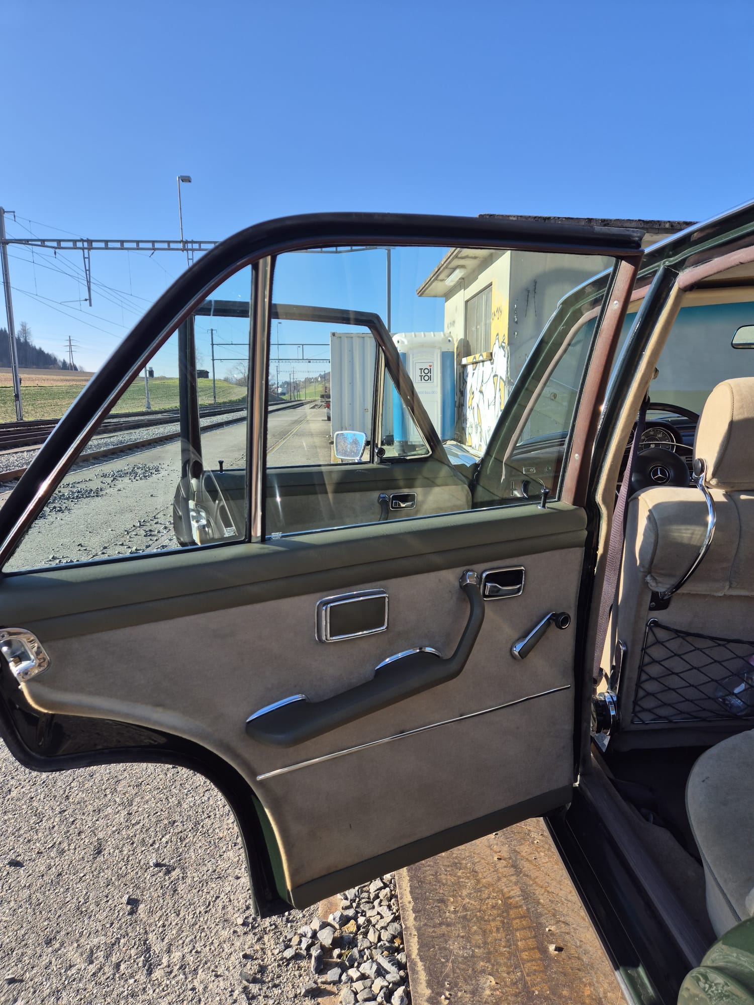 MERCEDES-BENZ 280-image-10
