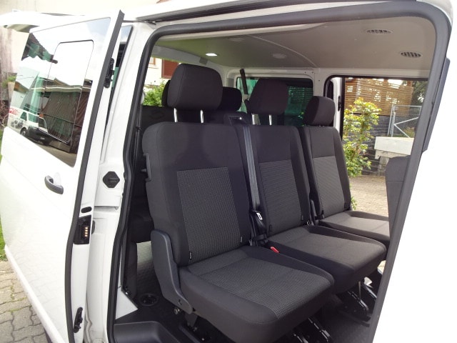 VW T6.1 Kombi 2.0 TDI DSG-image-14