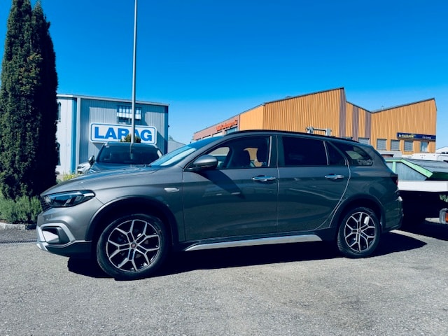 FIAT Tipo 1.5 Hybrid Station Wagon Swiss Edition Cross-image-7