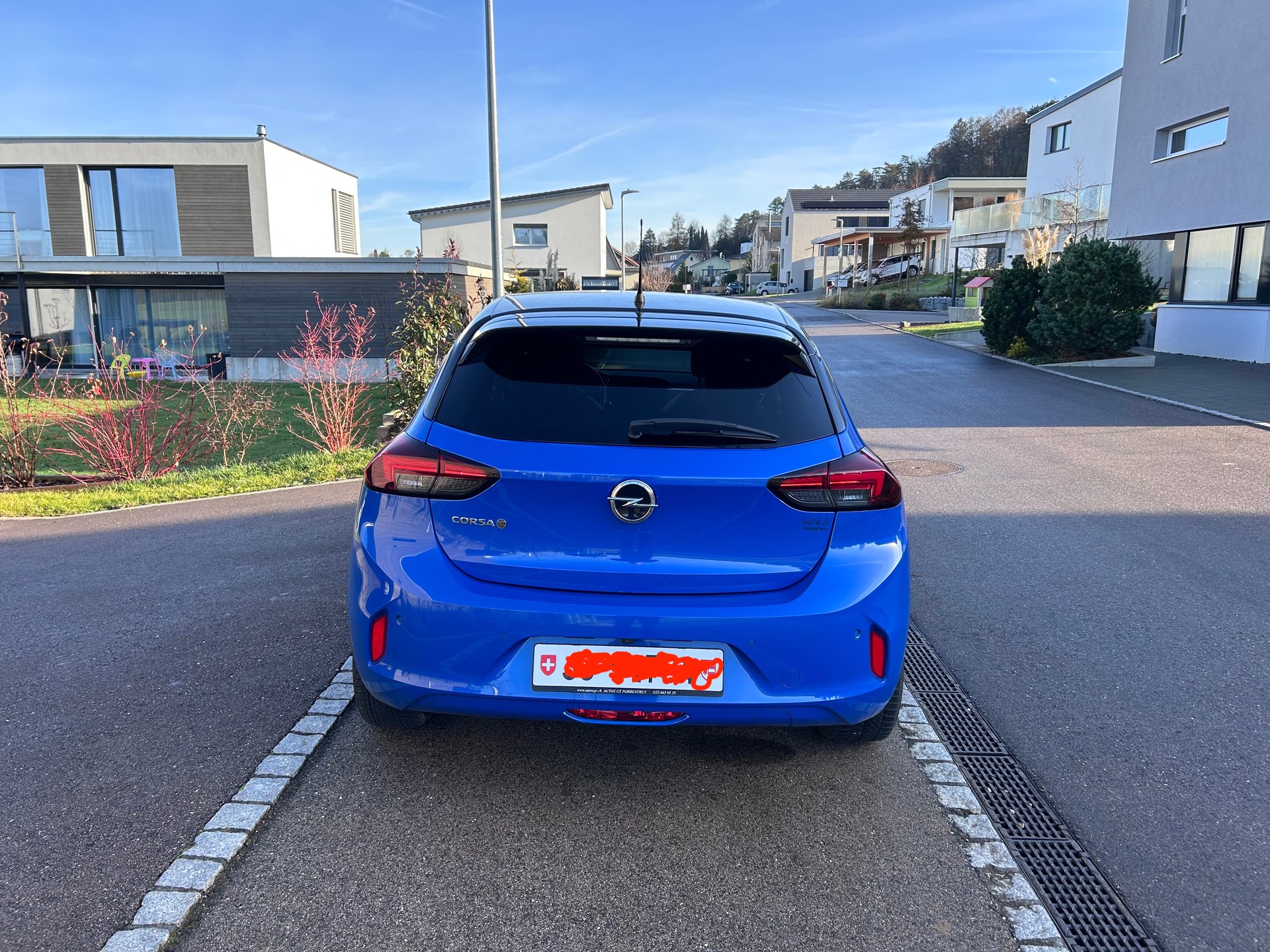 OPEL Corsa e-Elegance-image-1
