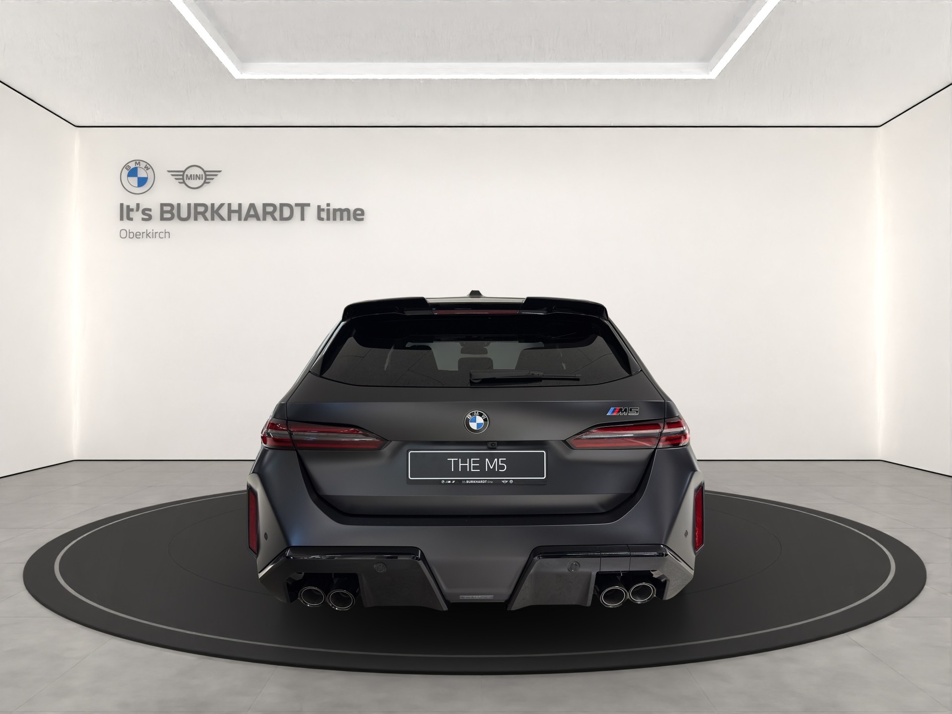 BMW M5 xDrive Touring-image-3