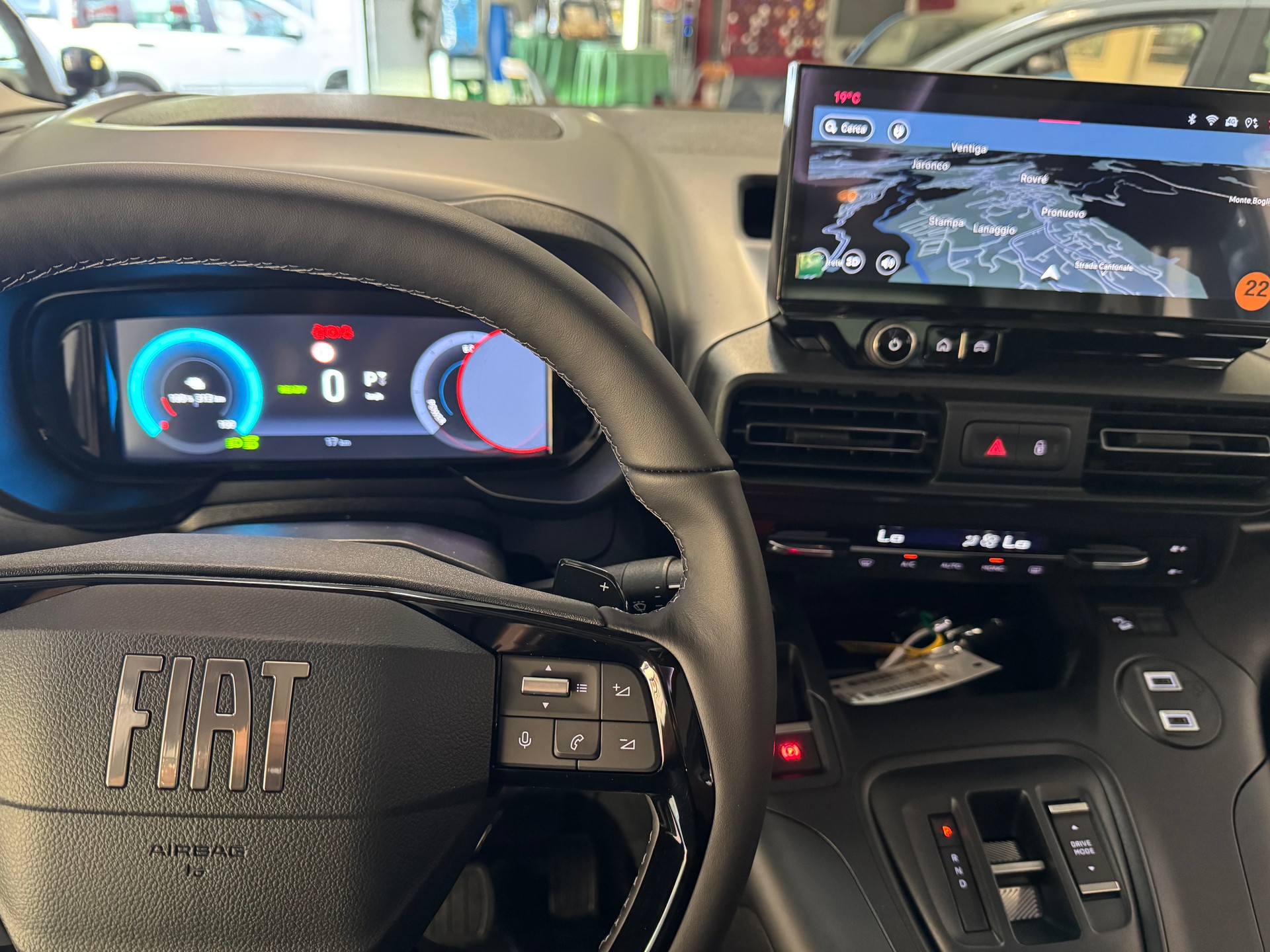 FIAT E-Doblò Elektro 100kW Lounge-image-12