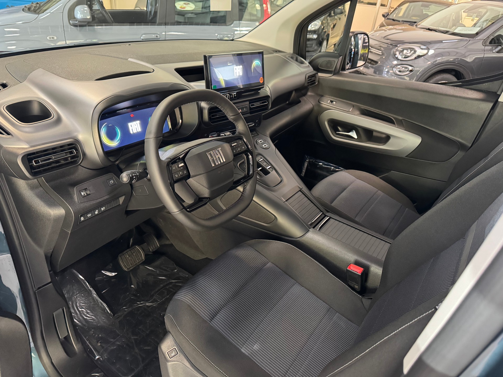 FIAT E-Doblò Elektro 100kW Lounge-image-8