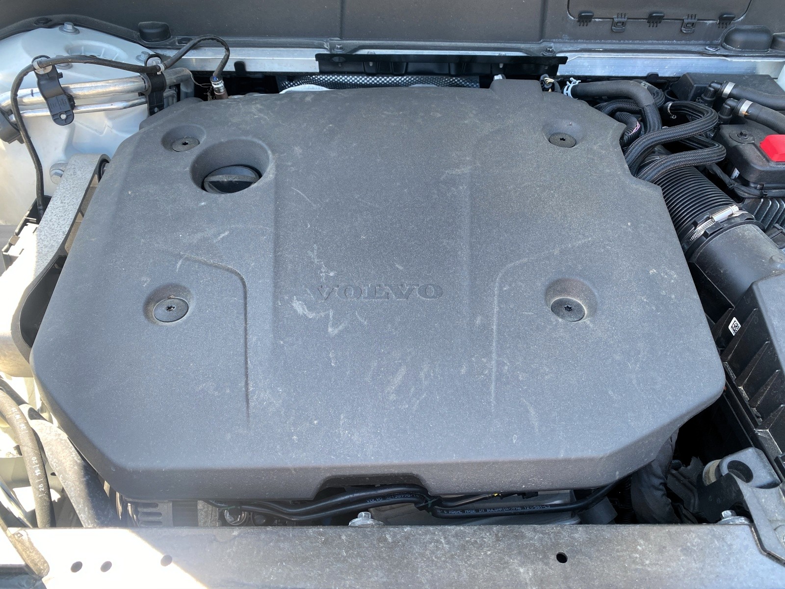 VOLVO XC60 B4 Diesel Mild Hybrid AWD Momentum Geartronic-image-15
