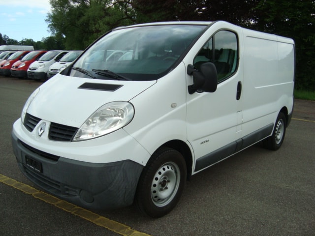 RENAULT Trafic 2.0 dCi 115 2.9t L1H1-image-2