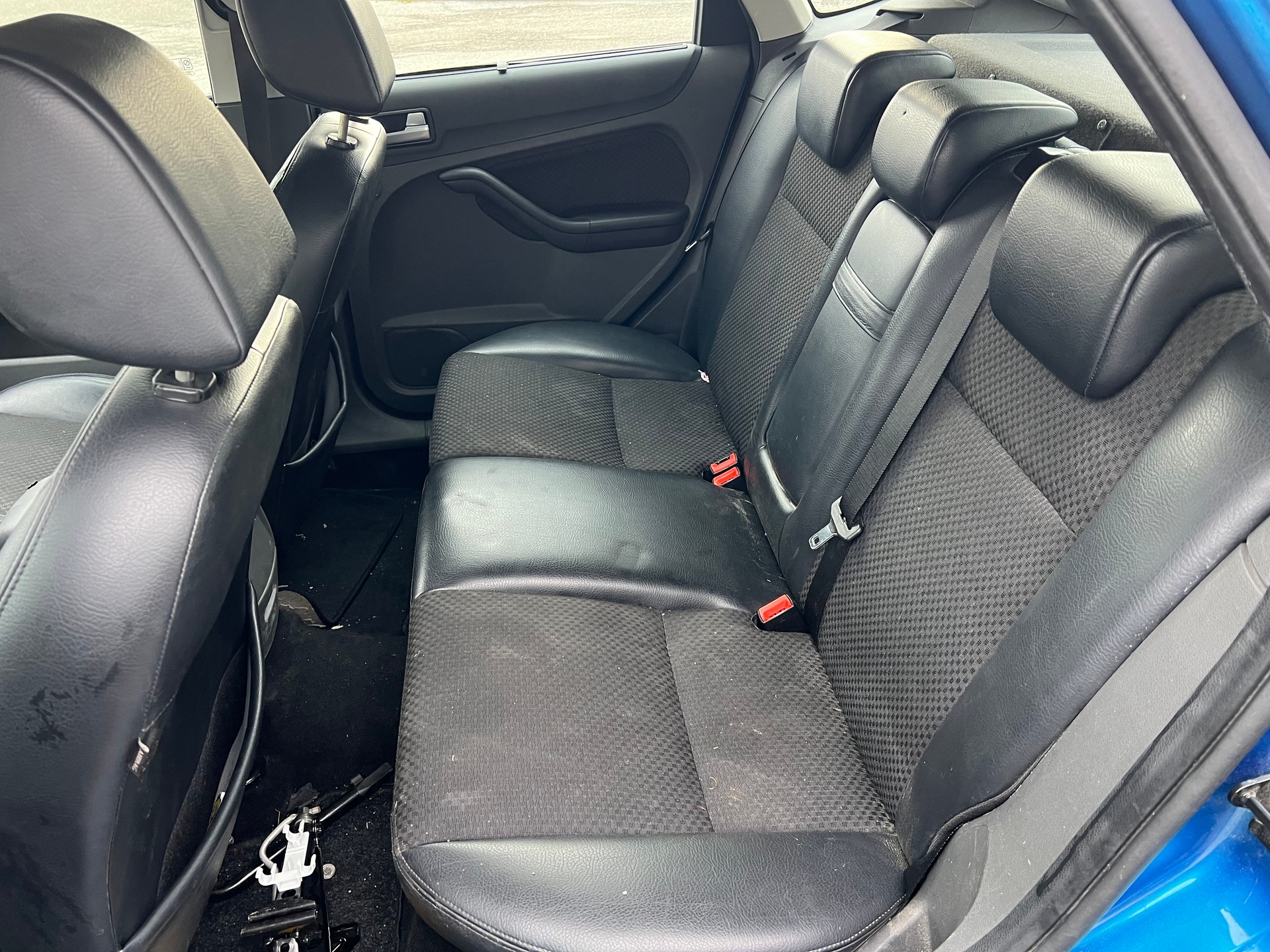 FORD Focus 2.0 TDCi Carving-image-9