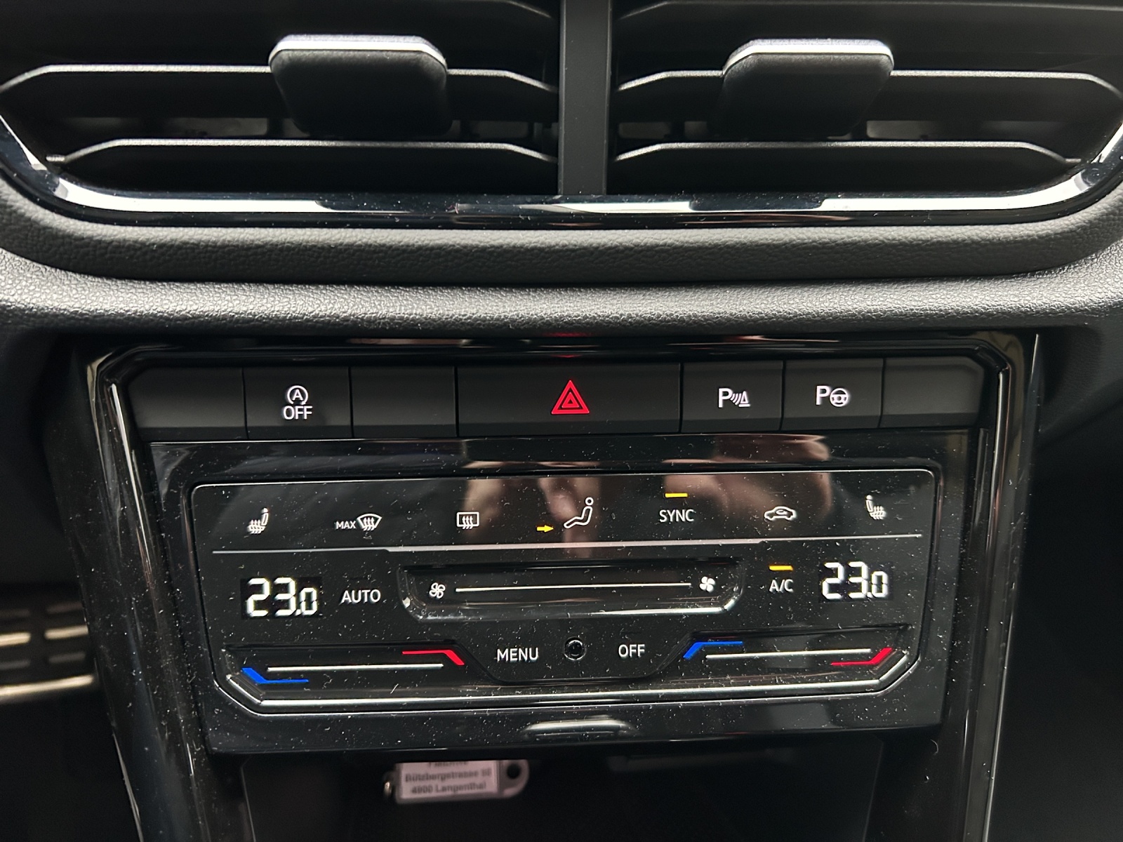 VW T-Roc 2.0 TSI R-Line DSG 4Motion - Rückfahrkamera - Matrix - LED-image-10