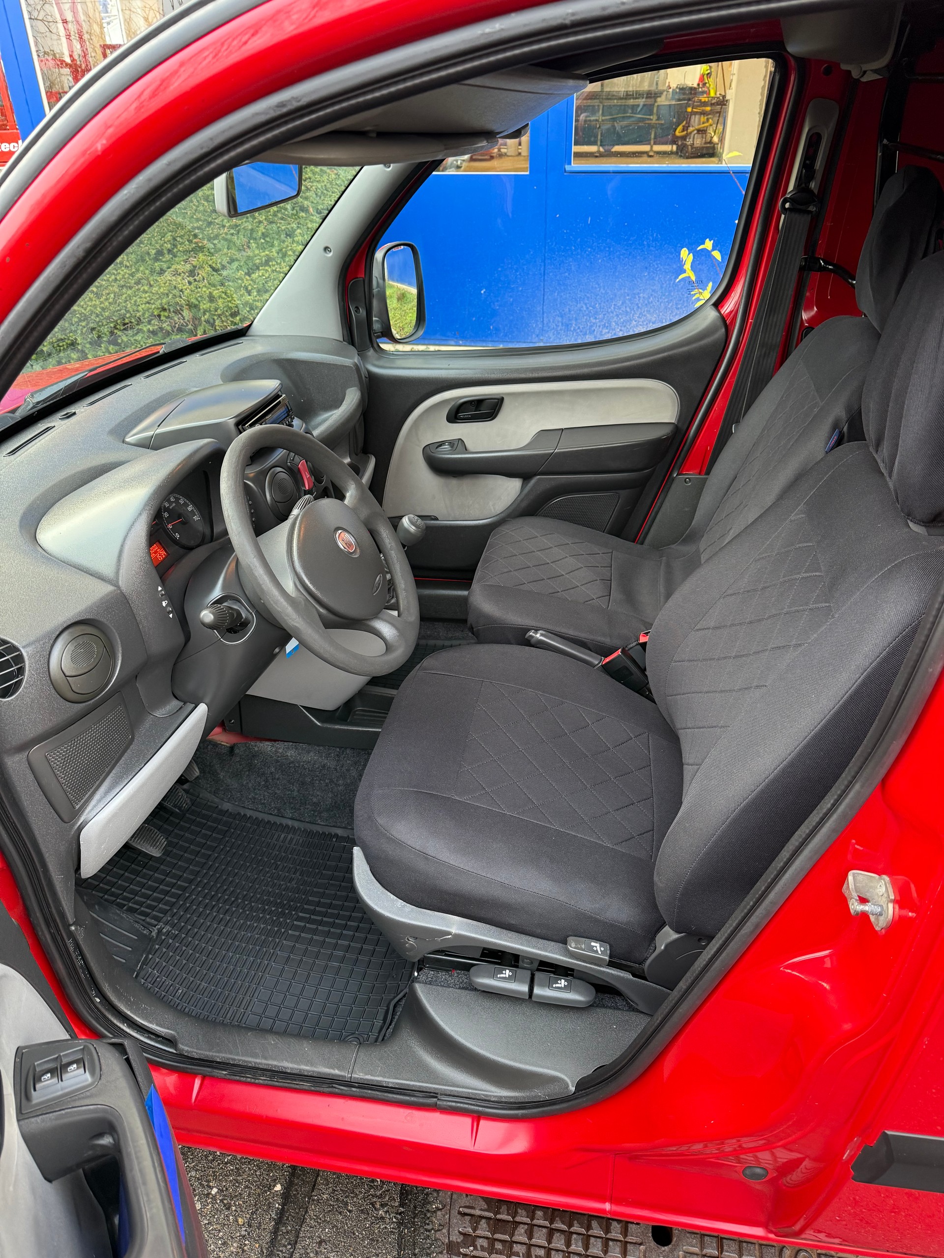 FIAT Doblò 1.4 MPI Cargo Swiss-image-6
