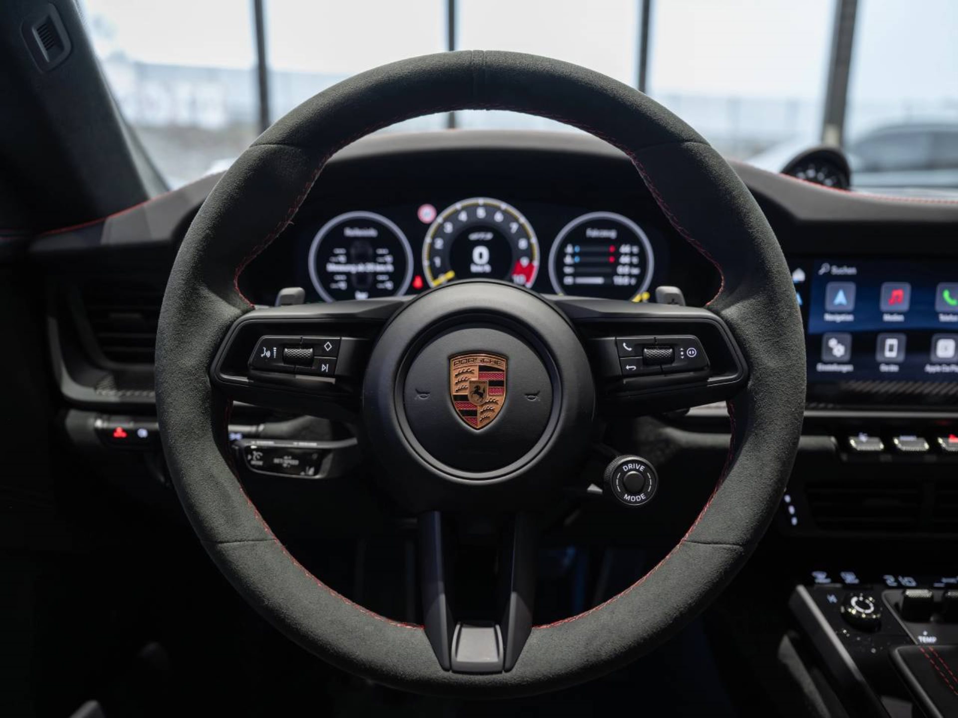 PORSCHE 911 GT3-image-13