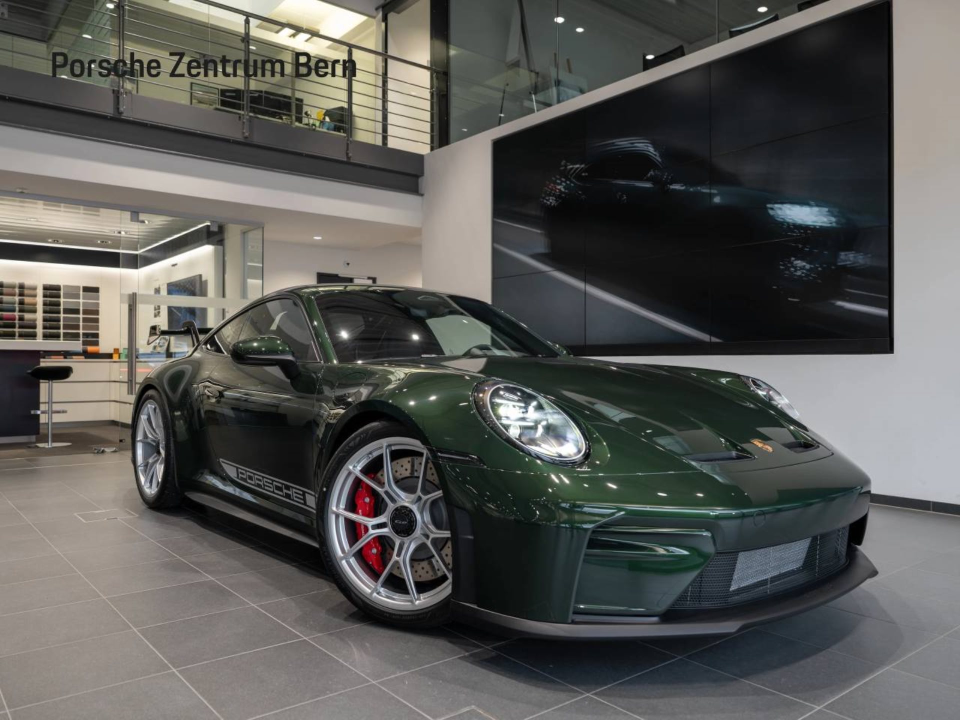 PORSCHE 911 GT3-image-0
