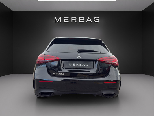 MERCEDES-BENZ A 180 Night Star 7G-DCT-image-4