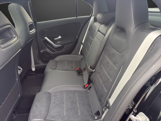 MERCEDES-BENZ A 180 Night Star 7G-DCT-image-8