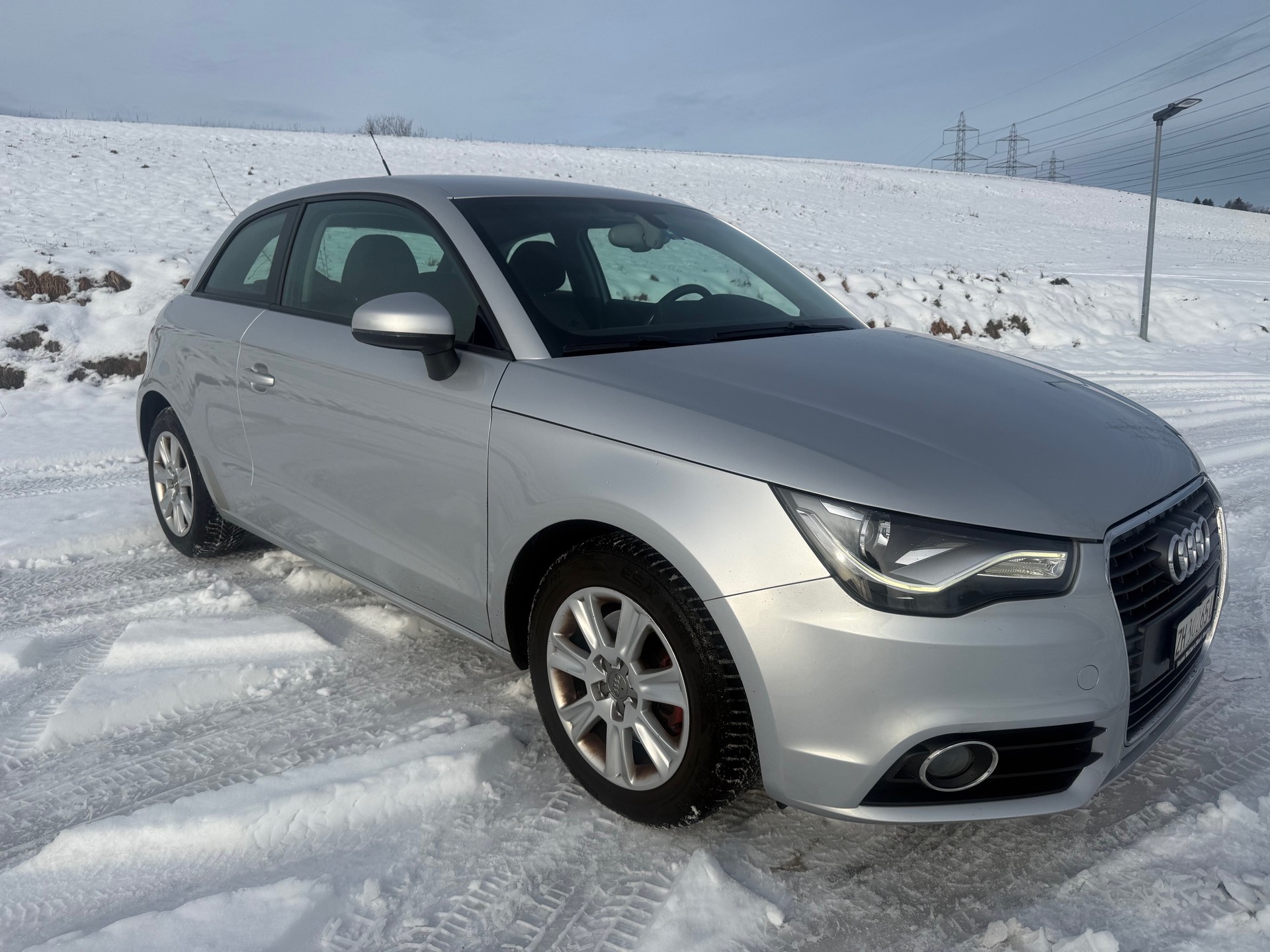 AUDI A1 1.4 TFSI Attraction S-tronic-image-3