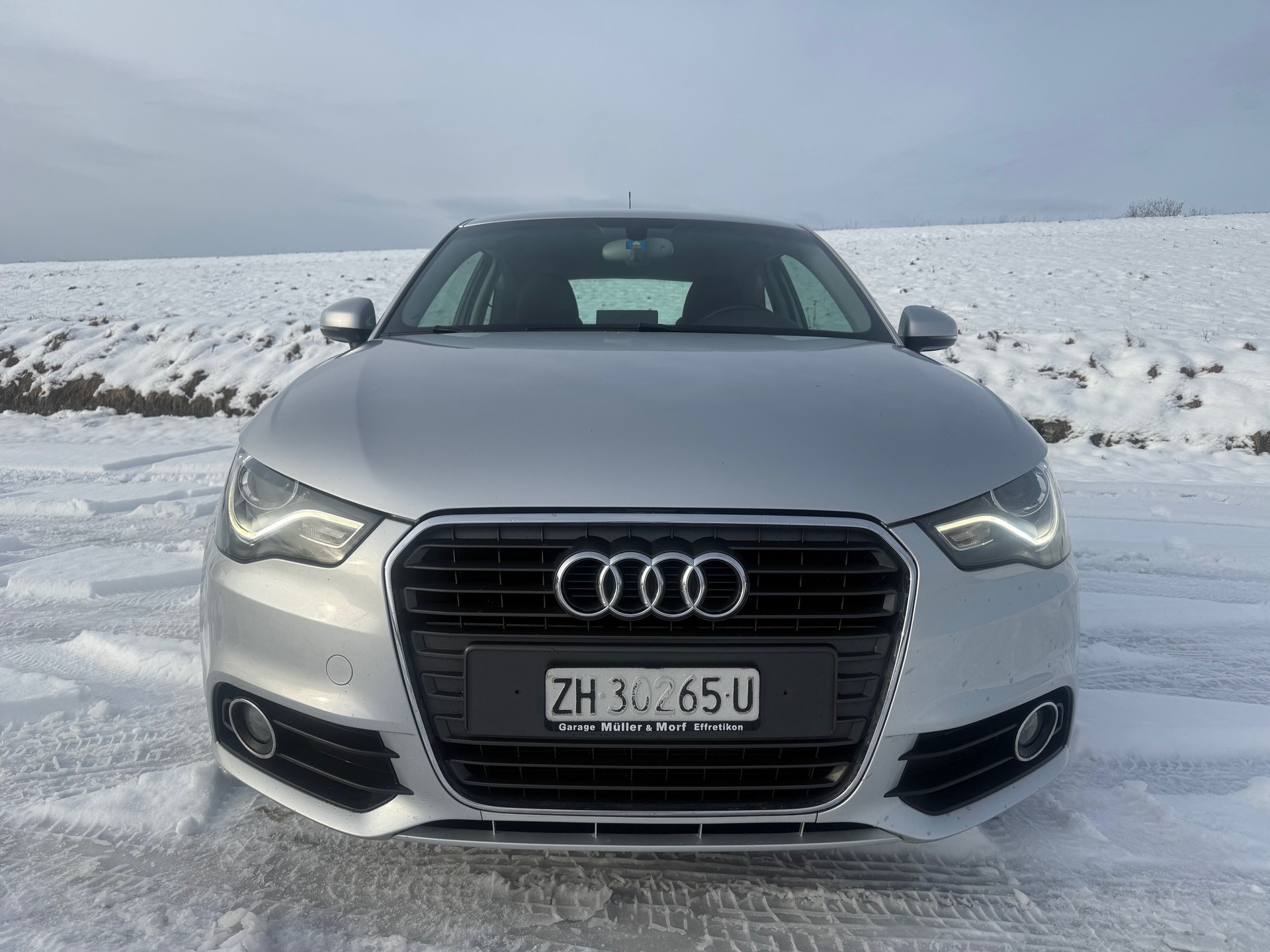 AUDI A1 1.4 TFSI Attraction S-tronic-image-6