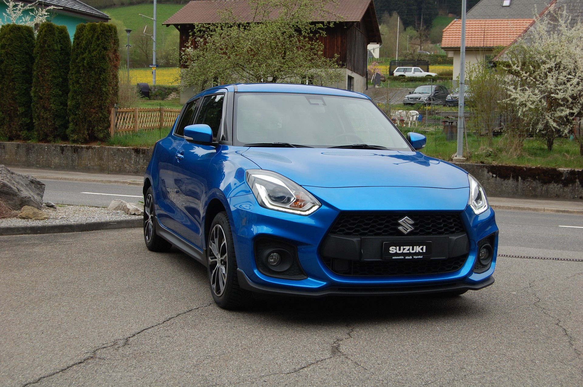 SUZUKI Swift Sport 1.4i 16V Compact Top Hybrid-showroom-element-2