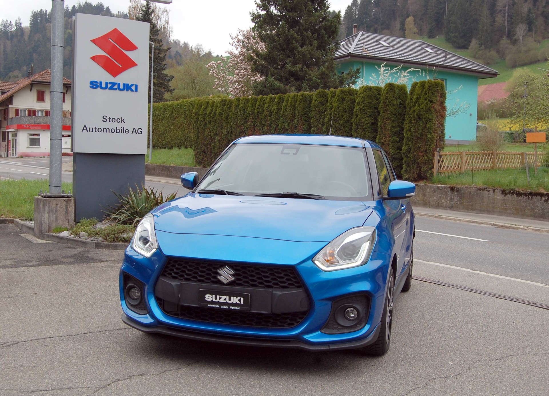 SUZUKI Swift Sport 1.4i 16V Compact Top Hybrid-showroom-element-1