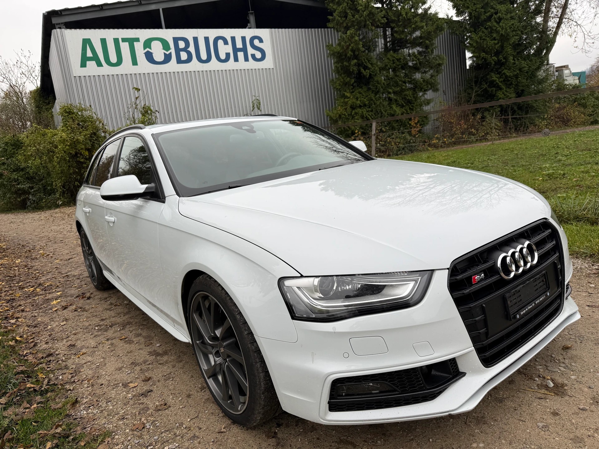 AUDI S4 Avant 3.0 TFSI quattro S-tronic-image-0