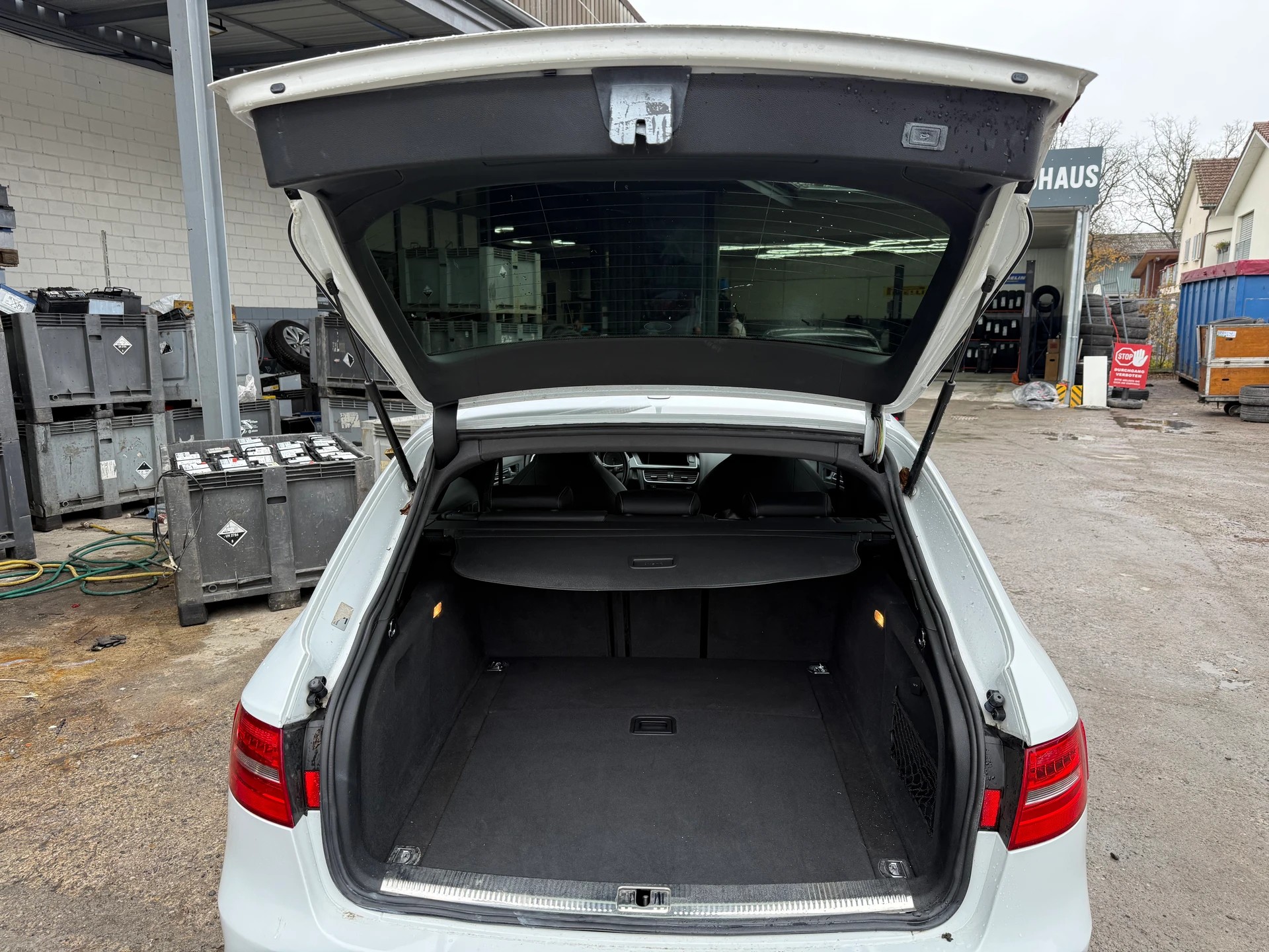 AUDI S4 Avant 3.0 TFSI quattro S-tronic-image-7