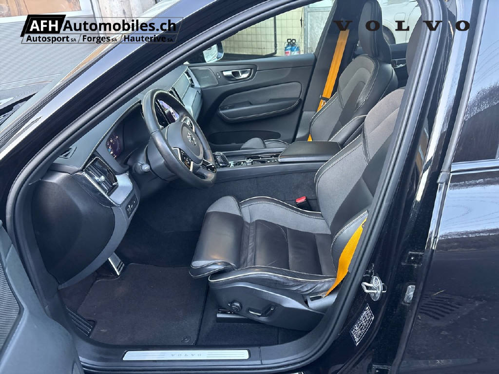 VOLVO XC60 2.0 T8 TE Polestar eAWD-image-13