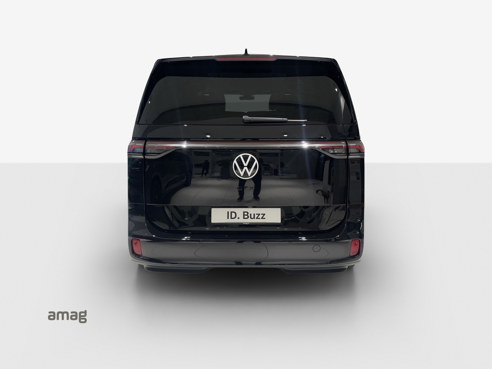 VW ID.Buzz NWB GTX 4 Motion-image-3