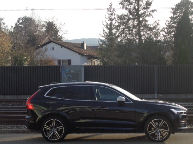 VOLVO XC60 T8 eAWD R-Design Geartronic-image-14