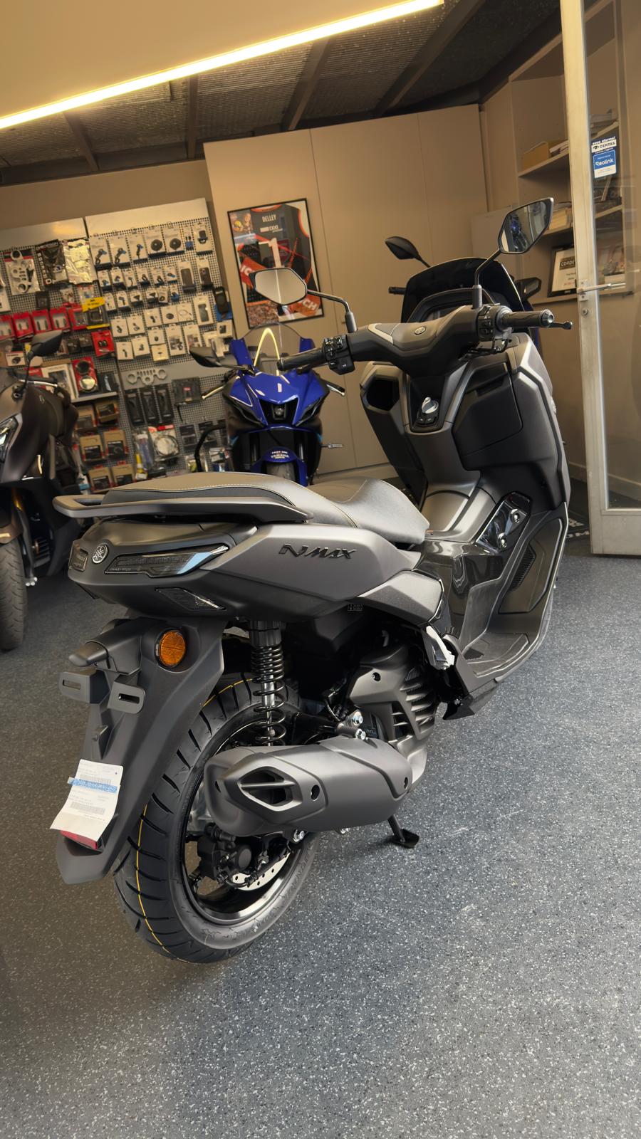 YAMAHA N-Max GPD 125-showroom-element-3