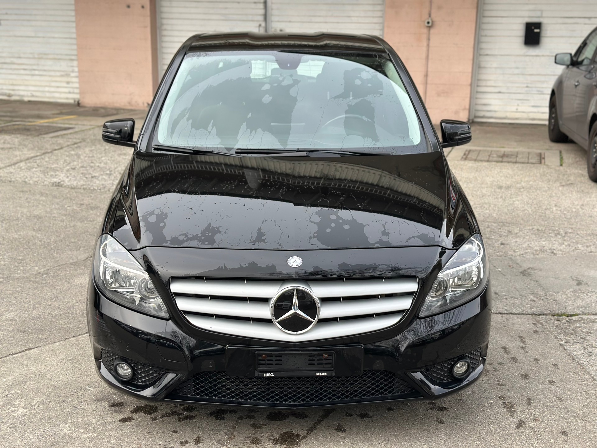 MERCEDES-BENZ B 180EC-image-0