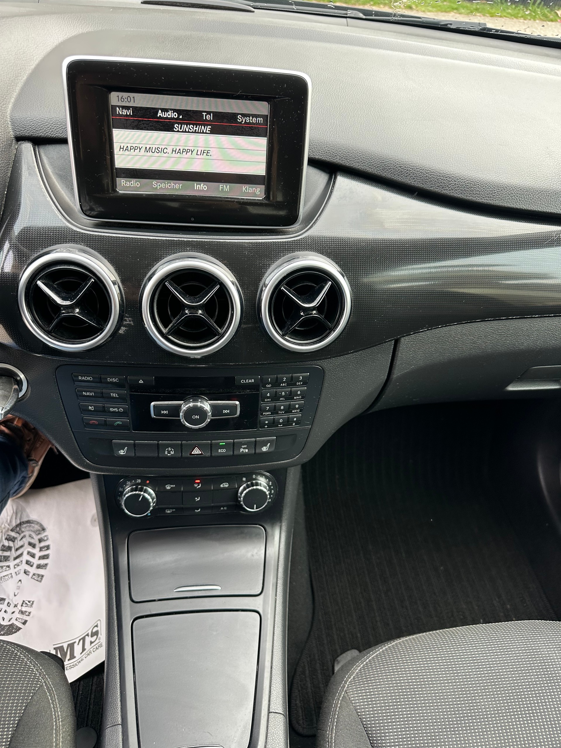 MERCEDES-BENZ B 180EC-image-11
