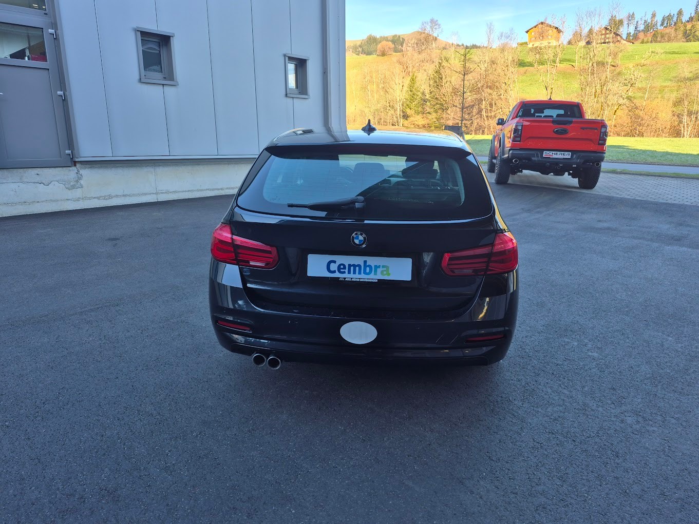 BMW 320d xDrive Touring Steptronic-image-3