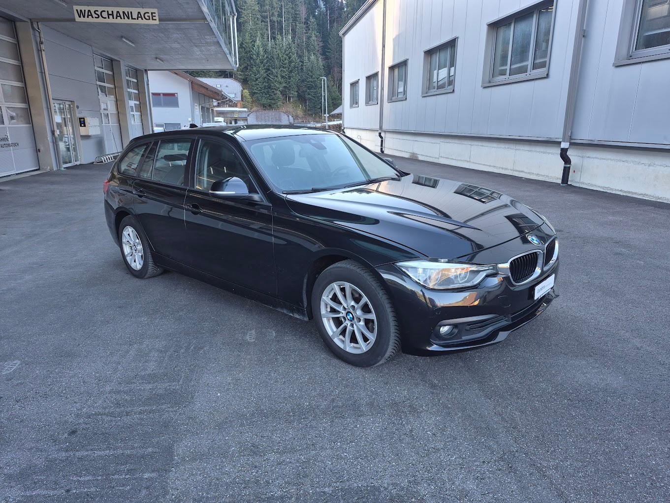 BMW 320d xDrive Touring Steptronic-image-6
