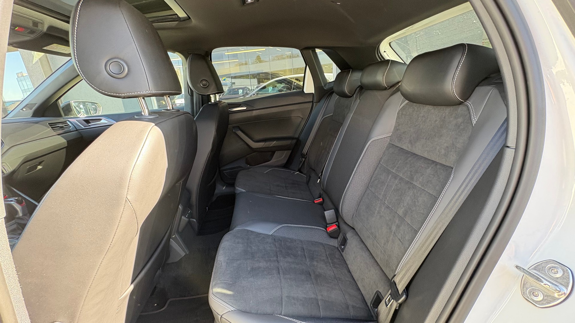 VW Polo 2.0 TSI GTI DSG-image-7