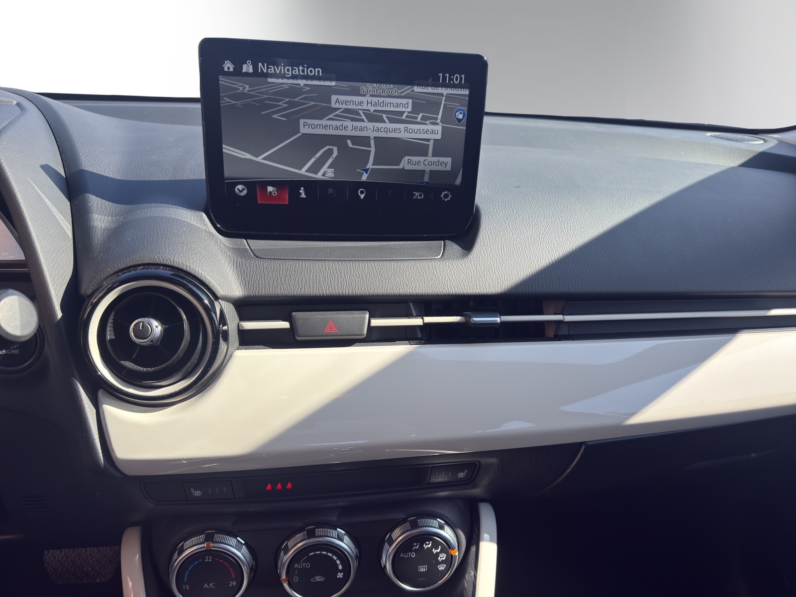 MAZDA 2 G 90 Center-Line A-image-11