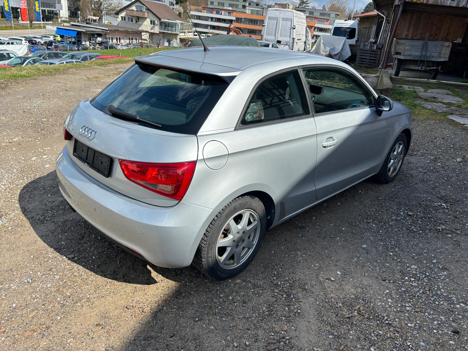 AUDI A1 1.4 TFSI Ambition S-tronic-image-4