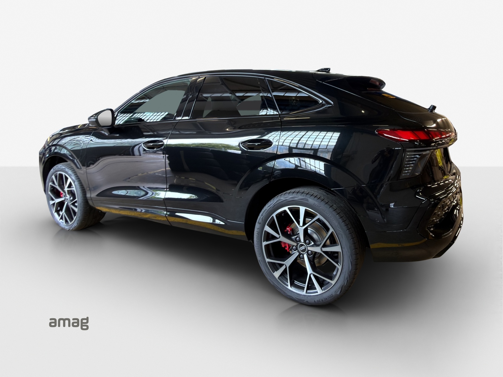 AUDI Q3 Sportback e-hybrid 200 kW S tronig-image-2