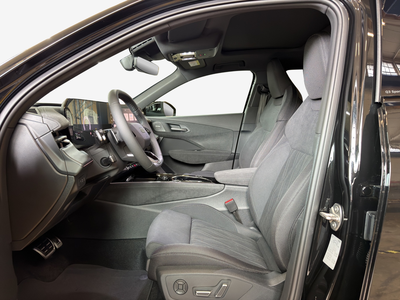 AUDI Q3 Sportback e-hybrid 200 kW S tronig-image-7